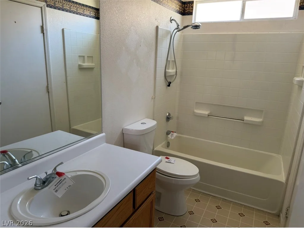 8450 Alta, Las Vegas, NV 89145