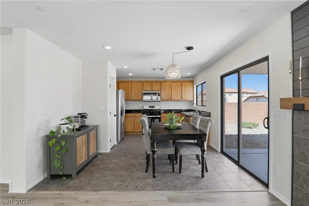 11830 Newport View, Las Vegas, NV 89183
