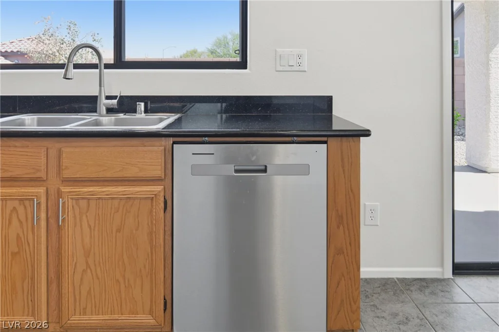 11830 Newport View, Las Vegas, NV 89183