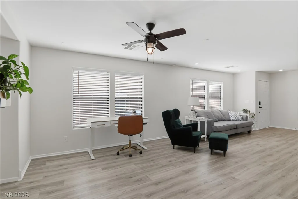 11830 Newport View, Las Vegas, NV 89183