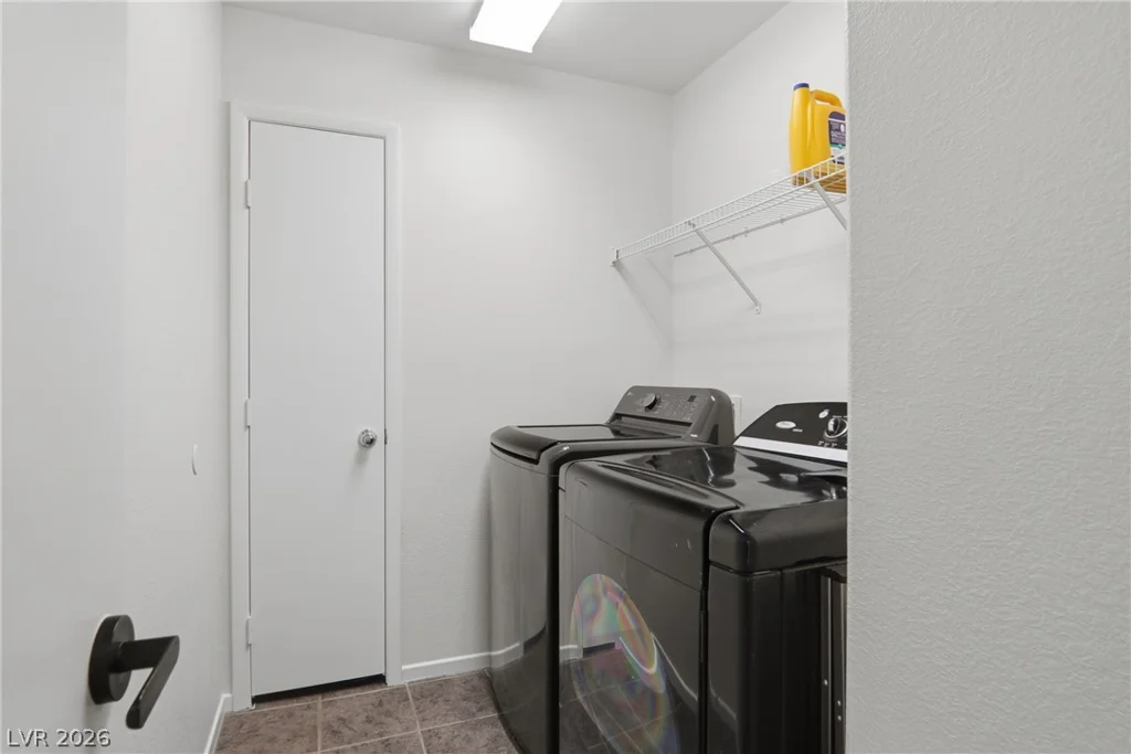 11830 Newport View, Las Vegas, NV 89183