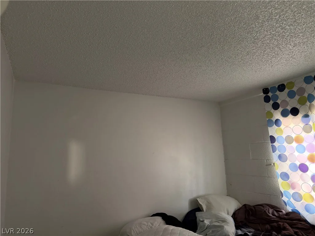 1913 Hart, North Las Vegas, NV 89032