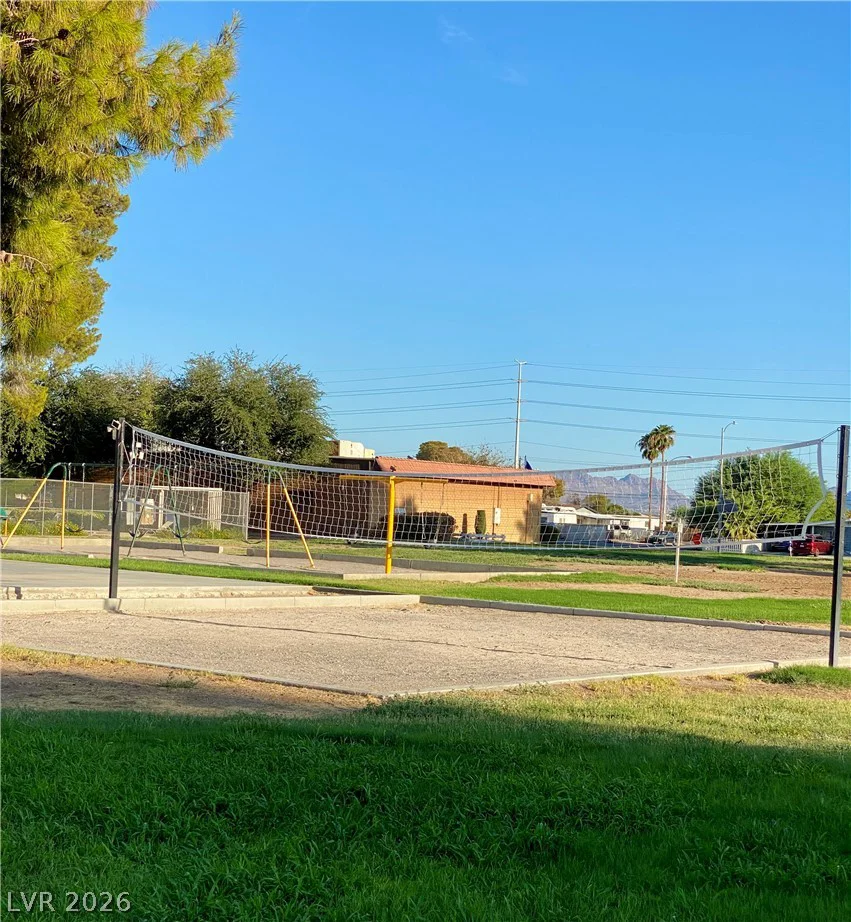5621 Tahoe, Las Vegas, NV 89142