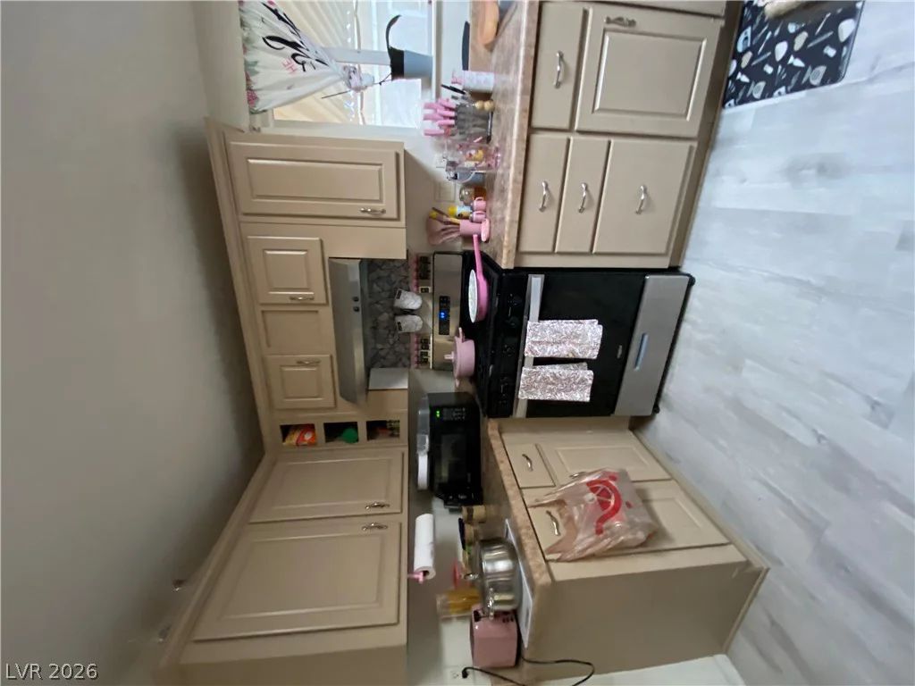 5621 Tahoe, Las Vegas, NV 89142