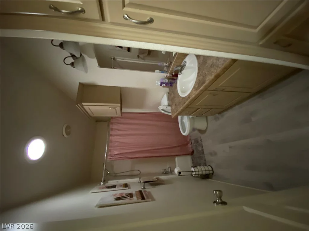 5621 Tahoe, Las Vegas, NV 89142