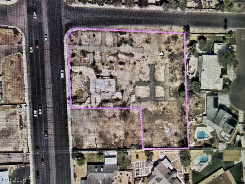 5825 Desert Inn, Las Vegas, NV 89146