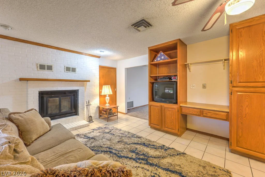5499 Monroe, Las Vegas, NV 89110