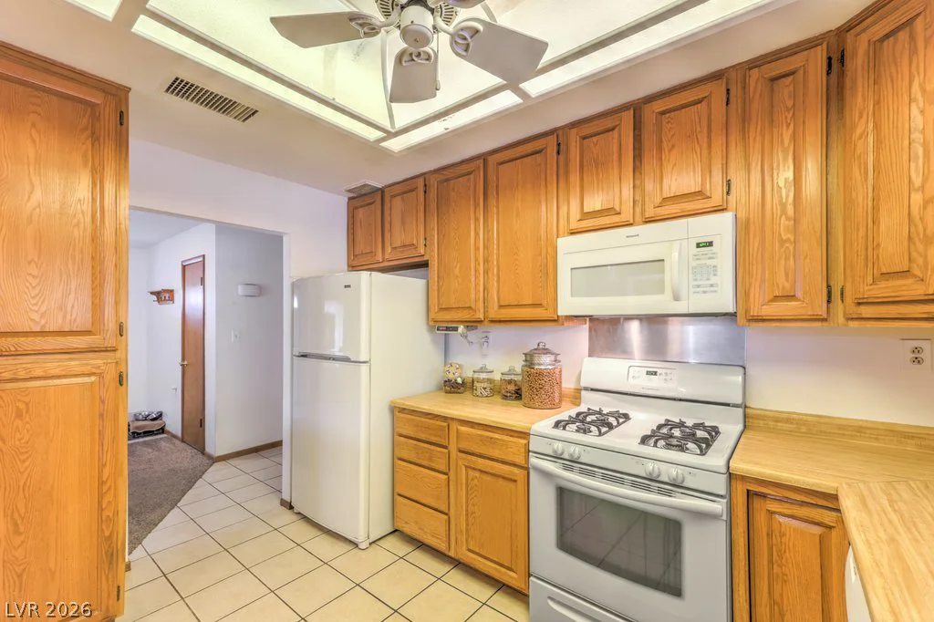 5499 Monroe, Las Vegas, NV 89110