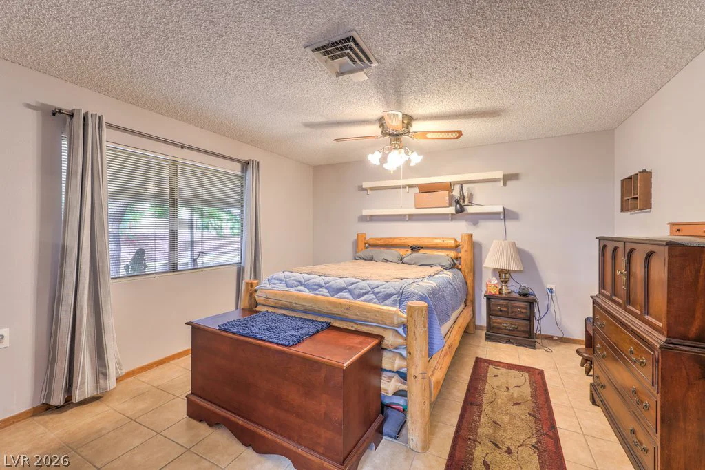 5499 Monroe, Las Vegas, NV 89110
