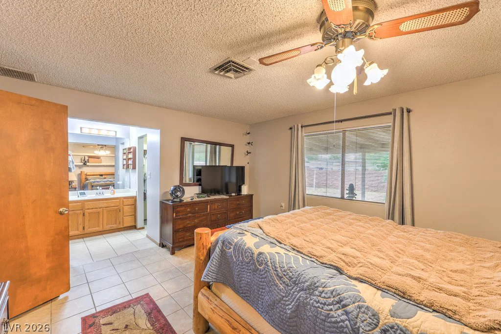 5499 Monroe, Las Vegas, NV 89110