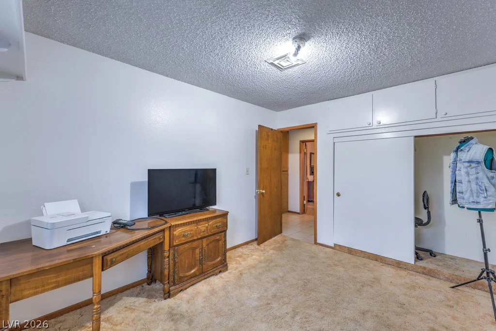 5499 Monroe, Las Vegas, NV 89110