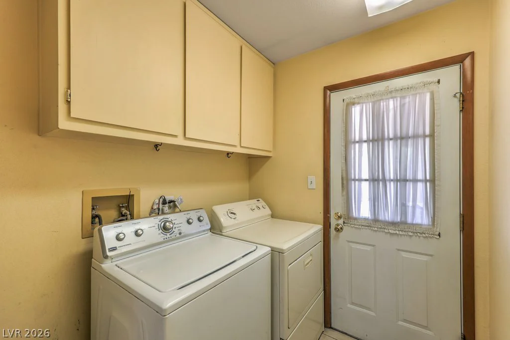 5499 Monroe, Las Vegas, NV 89110