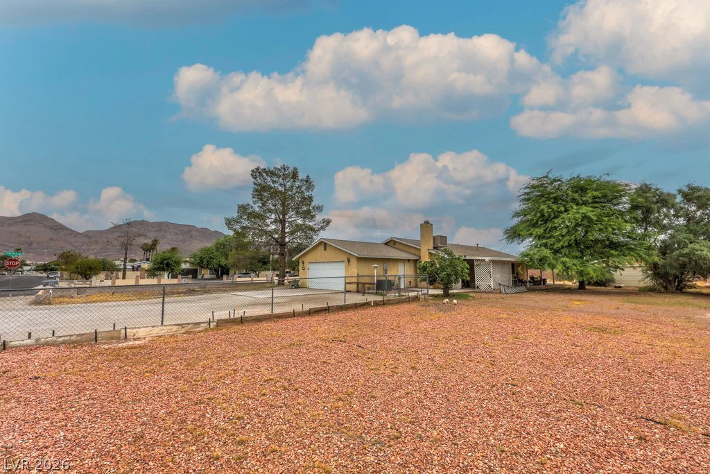 5499 Monroe, Las Vegas, NV 89110