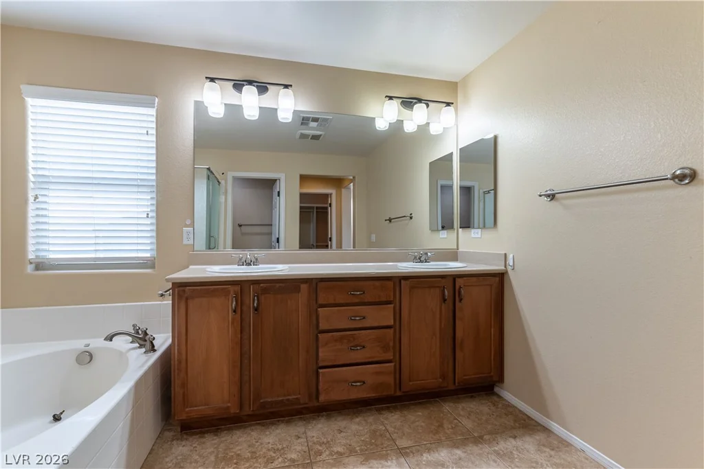 7363 Pepperbox, Las Vegas, NV 89179