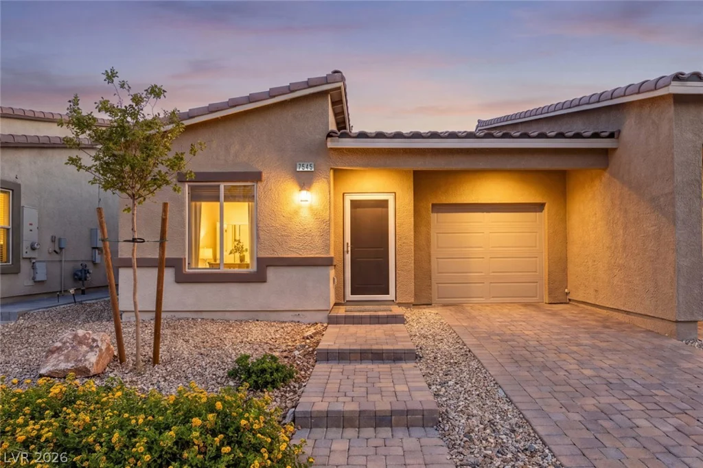 7545 Cooks Meadow, North Las Vegas, NV 89084