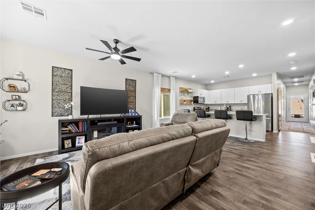 7545 Cooks Meadow, North Las Vegas, NV 89084