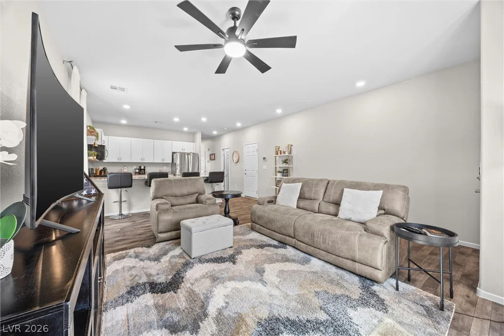 7545 Cooks Meadow, North Las Vegas, NV 89084