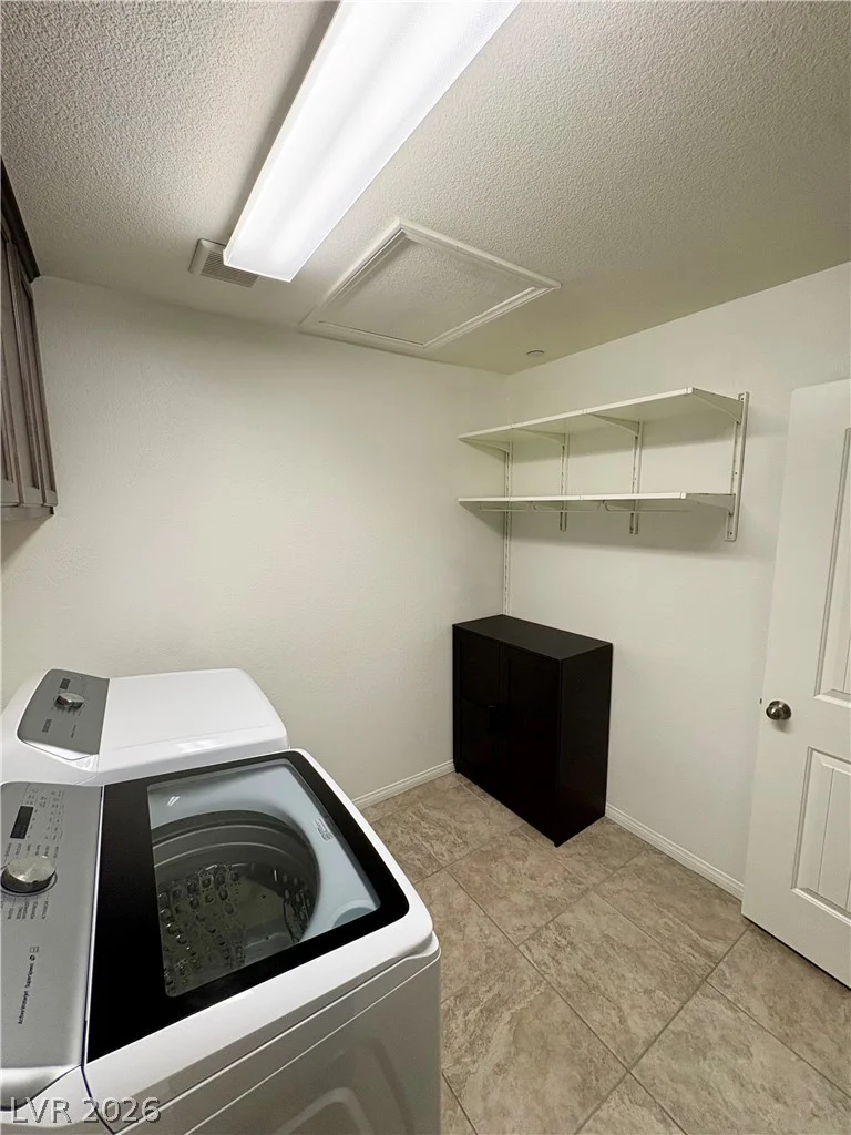 674 Tremaine, Henderson, NV 89052
