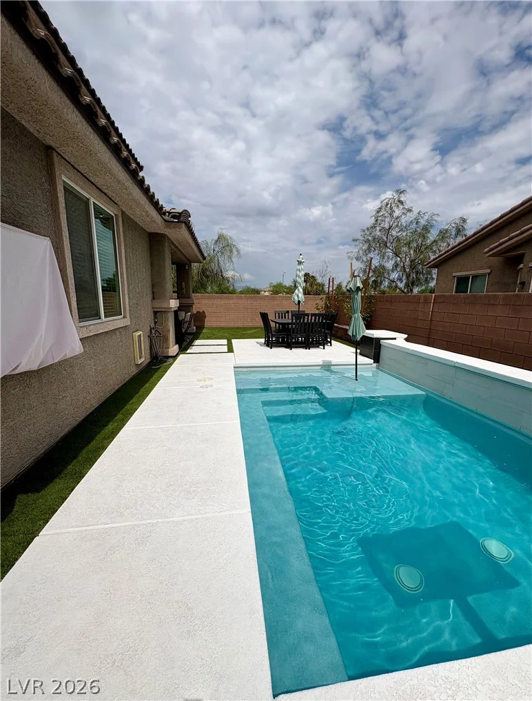 674 Tremaine, Henderson, NV 89052