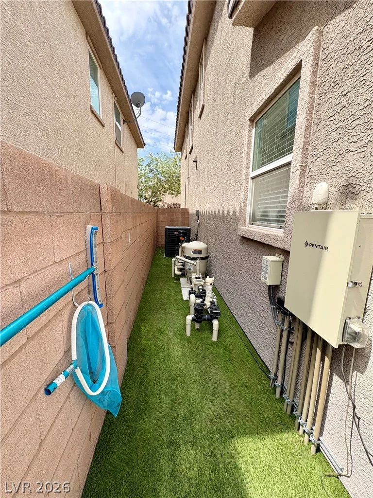 674 Tremaine, Henderson, NV 89052