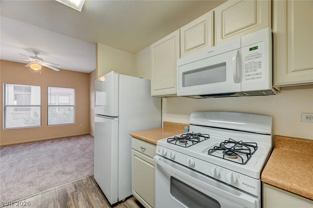 8250 GRAND CANYON, Las Vegas, NV 89166