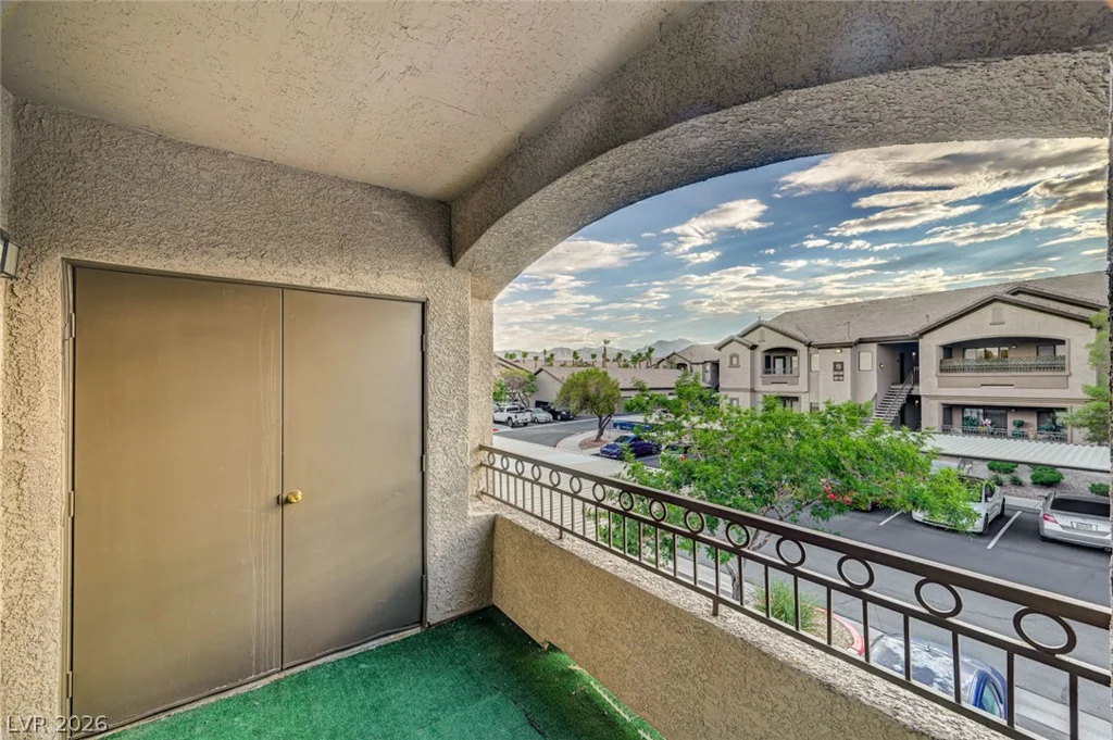 8250 GRAND CANYON, Las Vegas, NV 89166
