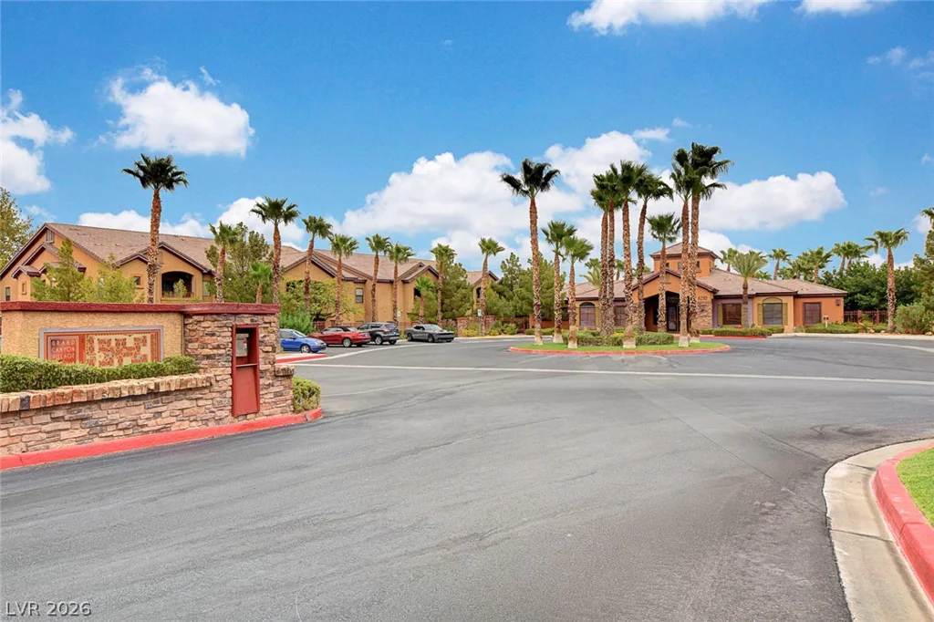 8250 GRAND CANYON, Las Vegas, NV 89166