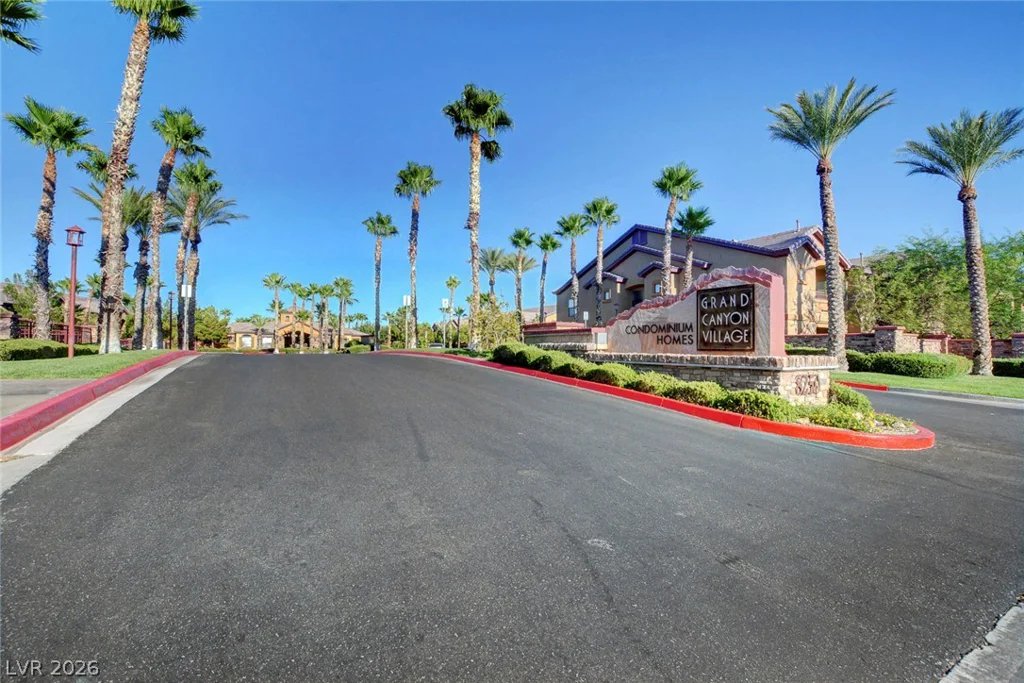 8250 GRAND CANYON, Las Vegas, NV 89166