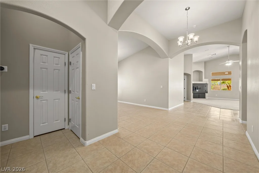 5612 Summer Splash, Las Vegas, NV 89131