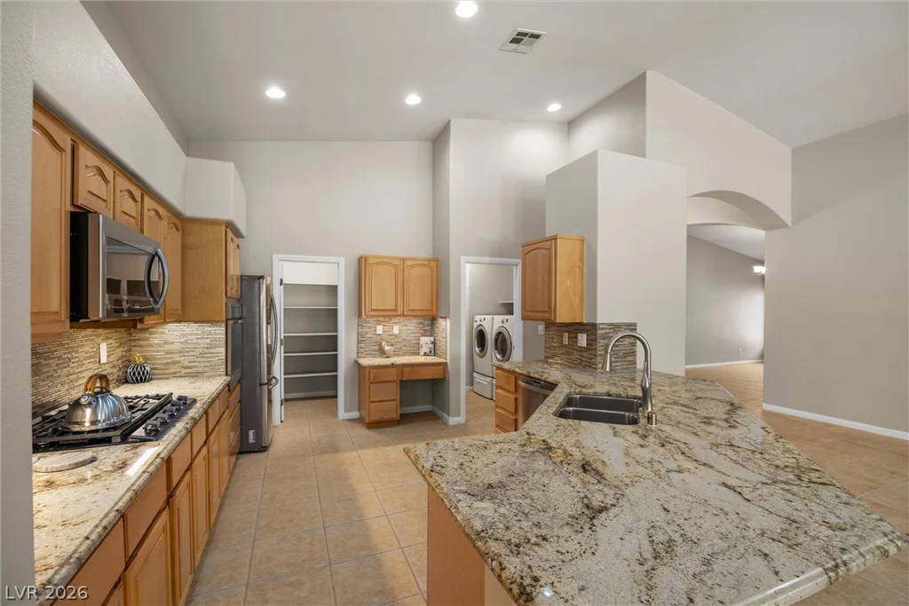 5612 Summer Splash, Las Vegas, NV 89131