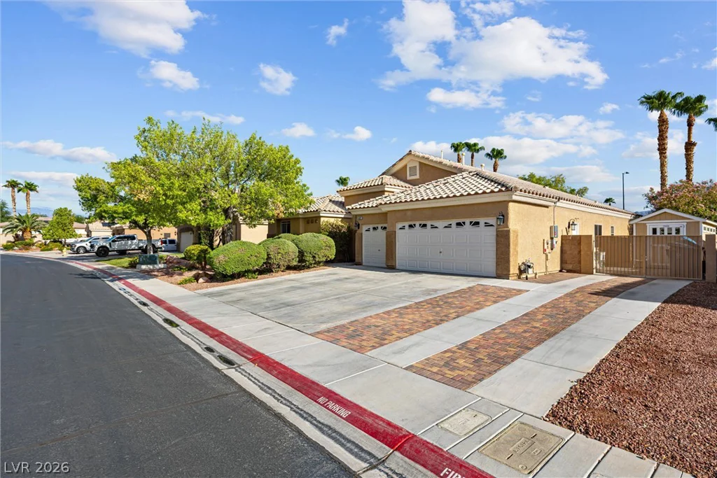5612 Summer Splash, Las Vegas, NV 89131