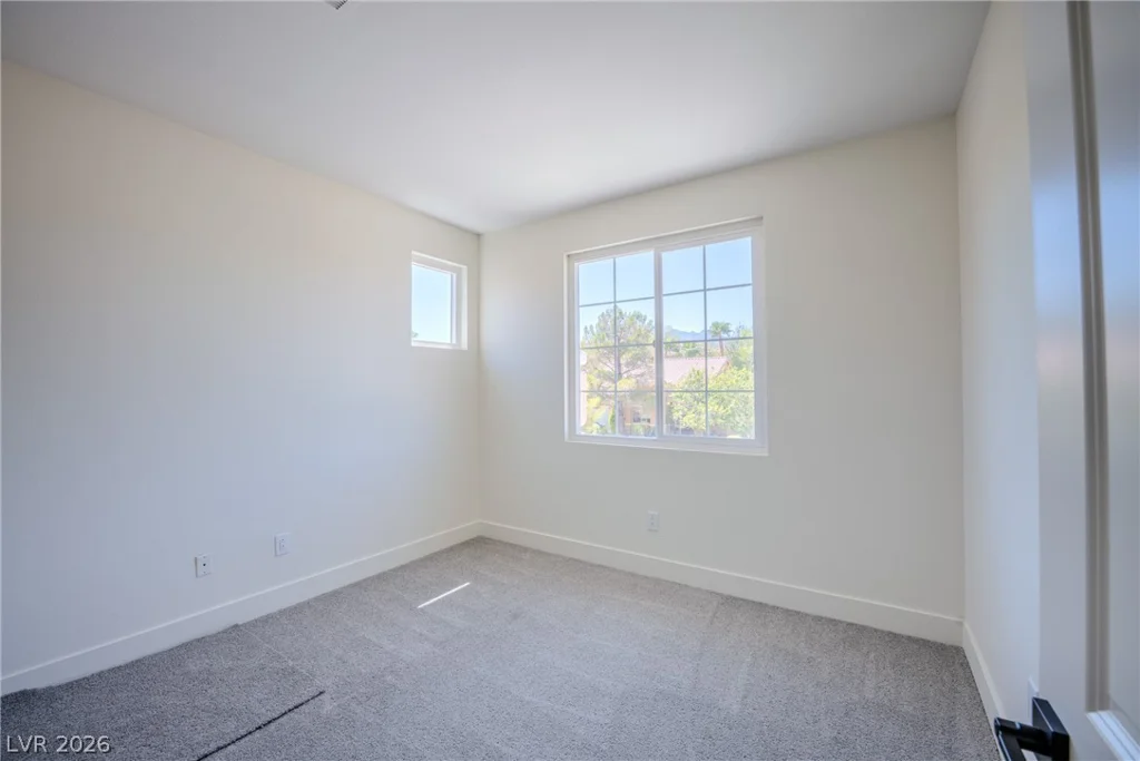 1832 Spring Summit, Las Vegas, NV 89134