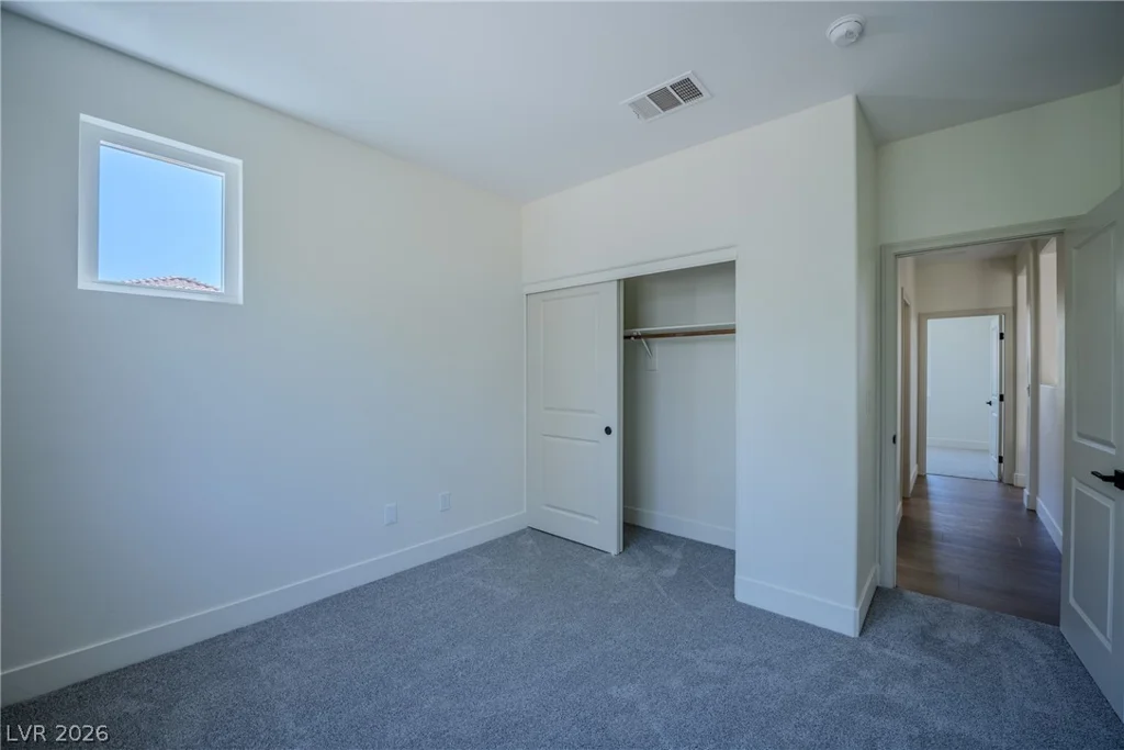 1832 Spring Summit, Las Vegas, NV 89134
