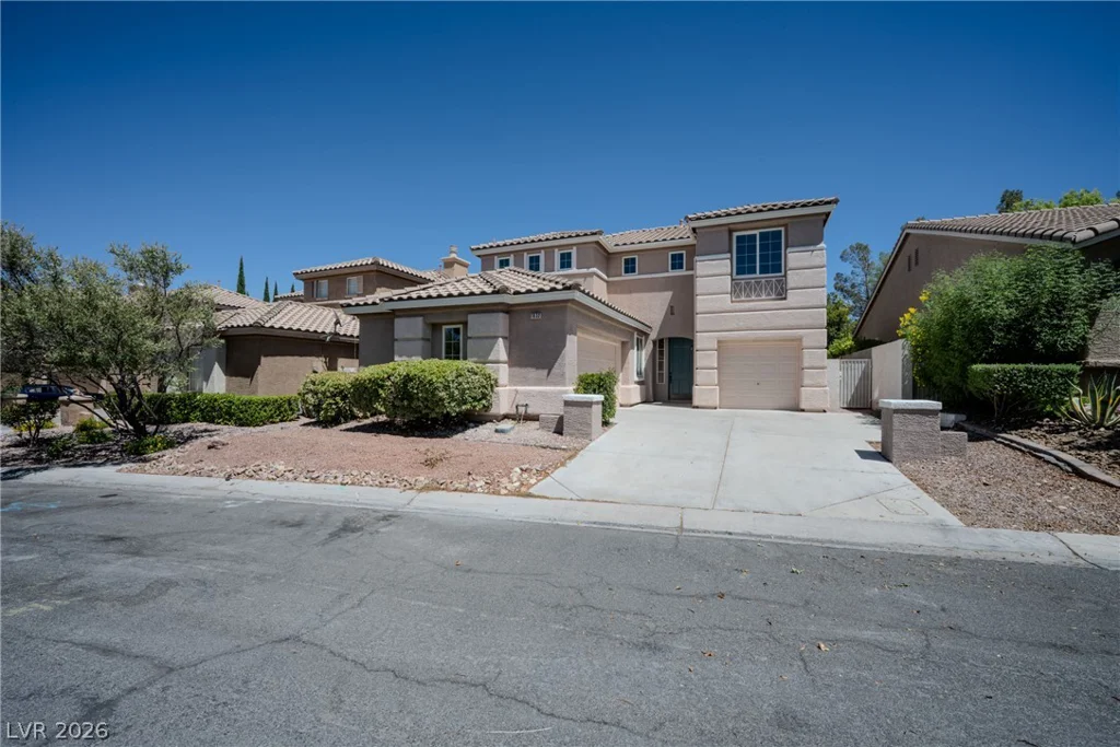 1832 Spring Summit, Las Vegas, NV 89134