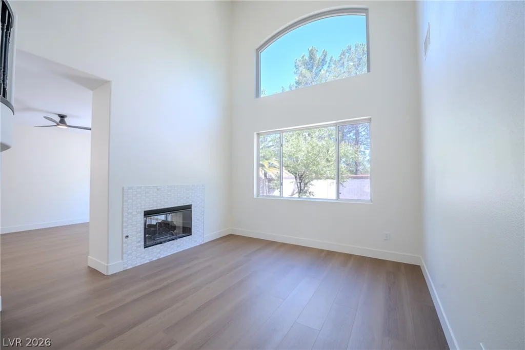 1832 Spring Summit, Las Vegas, NV 89134