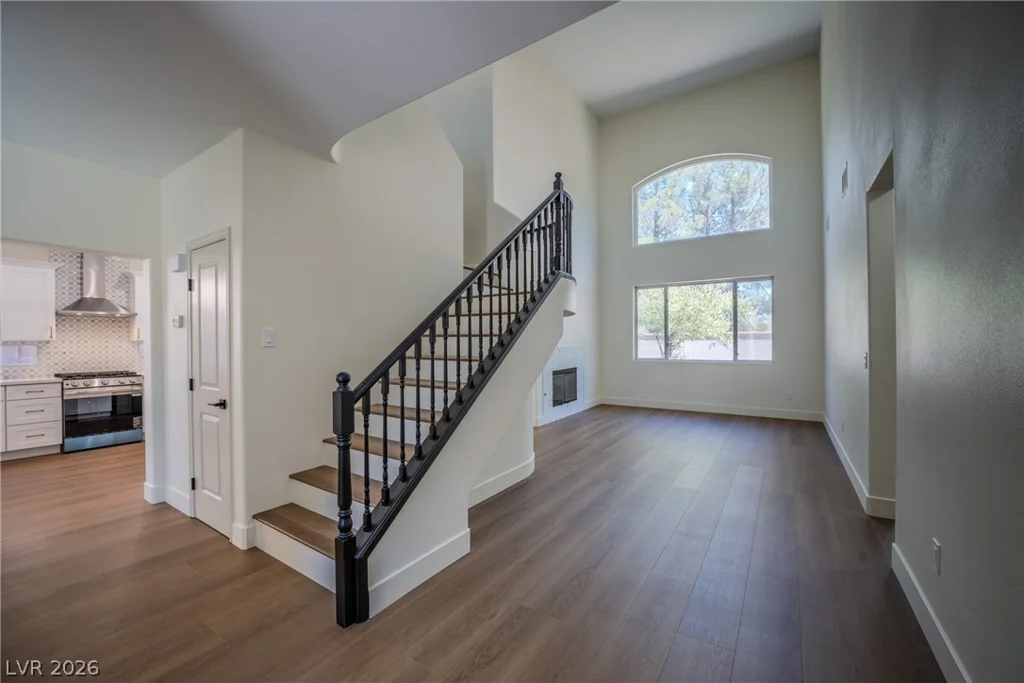 1832 Spring Summit, Las Vegas, NV 89134