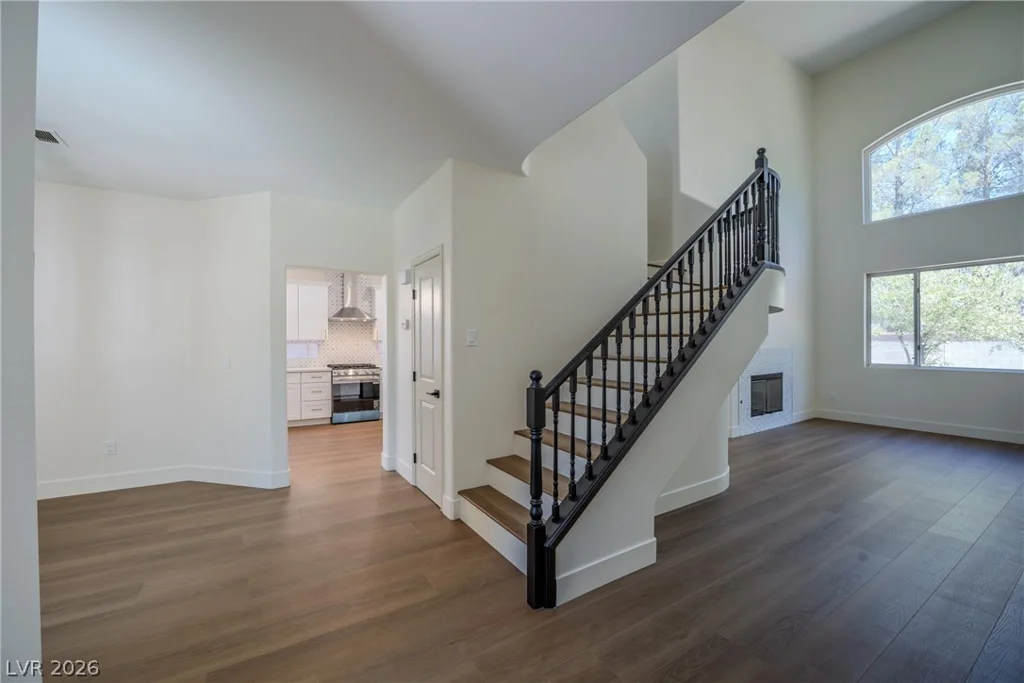 1832 Spring Summit, Las Vegas, NV 89134