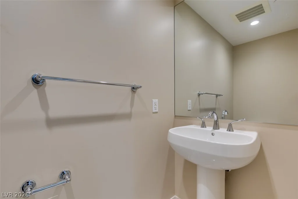 222 Karen, Las Vegas, NV 89109