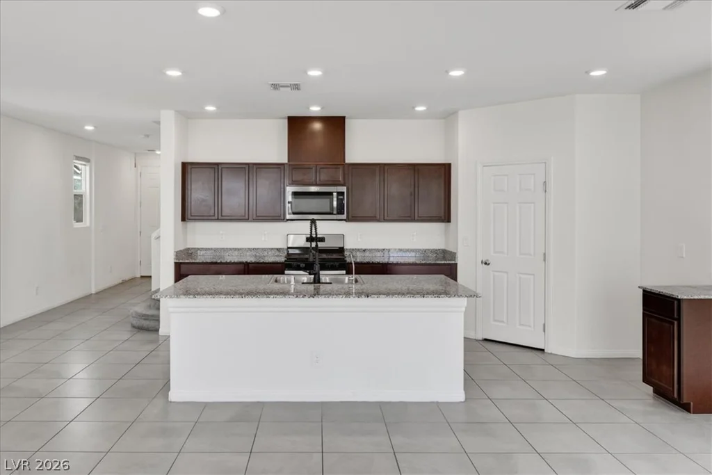 6588 Rustic Saddle, Las Vegas, NV 89141