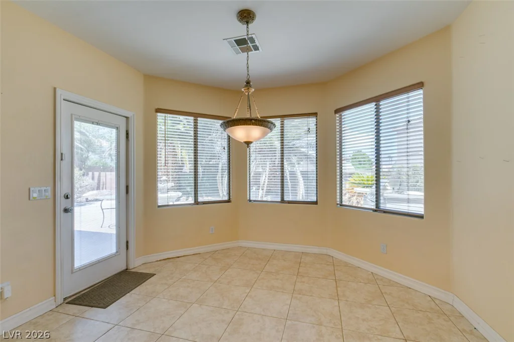 6292 Fisher, Las Vegas, NV 89130