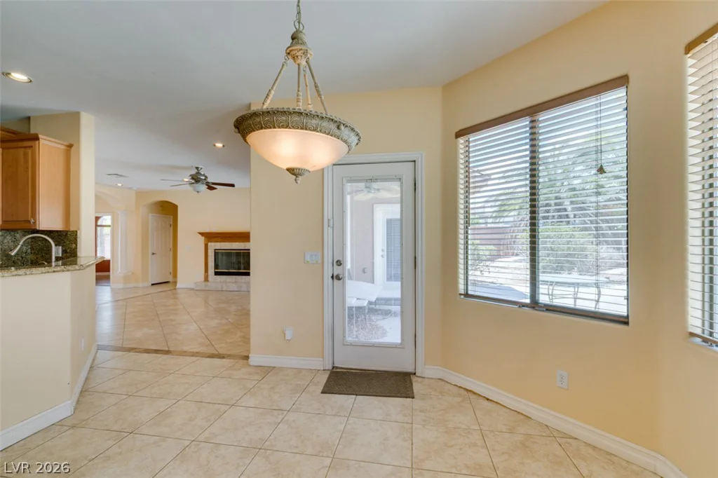 6292 Fisher, Las Vegas, NV 89130