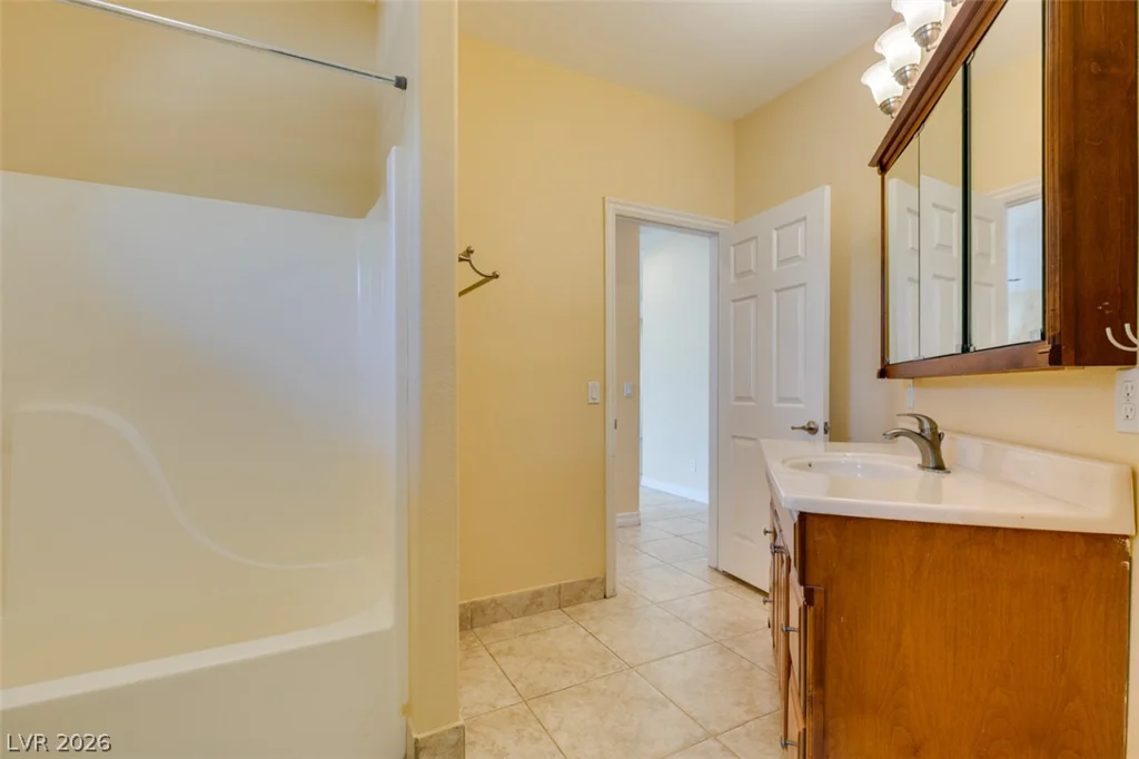 6292 Fisher, Las Vegas, NV 89130