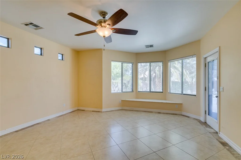 6292 Fisher, Las Vegas, NV 89130