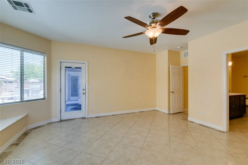 6292 Fisher, Las Vegas, NV 89130