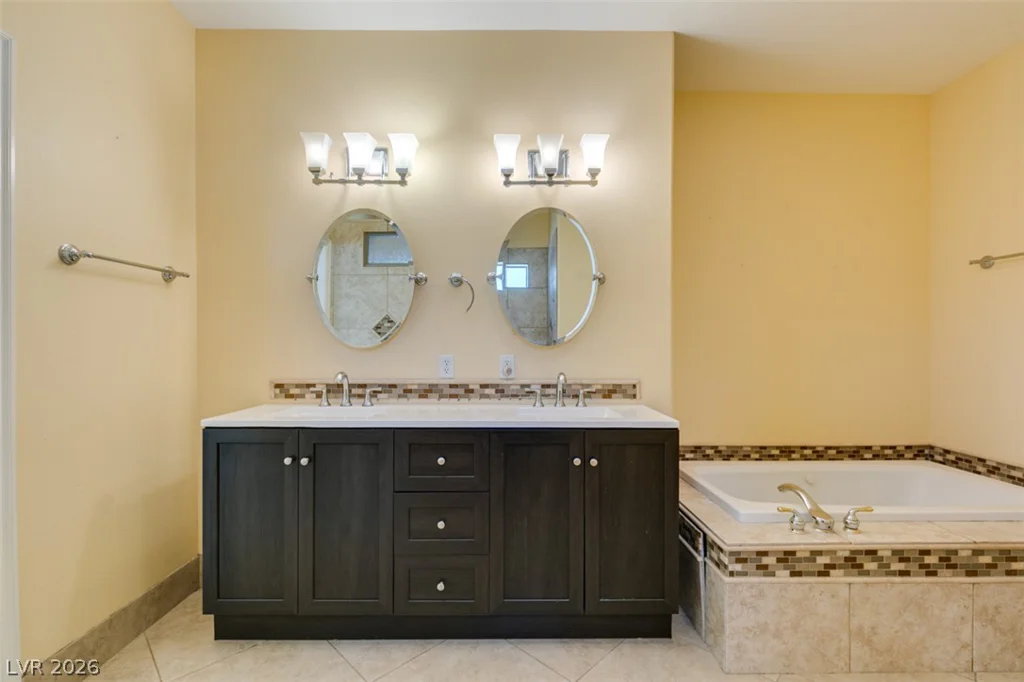 6292 Fisher, Las Vegas, NV 89130