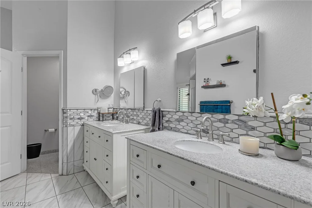 5321 Durango, Las Vegas, NV 89149
