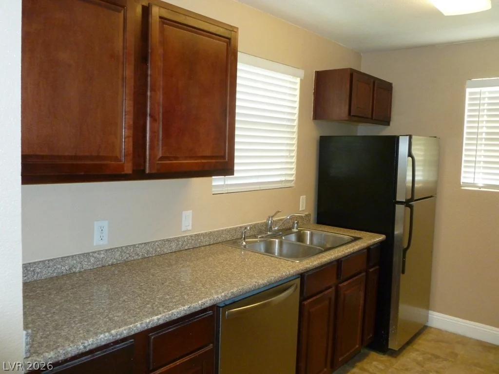 2801 RAINBOW BL, Las Vegas, NV 89108