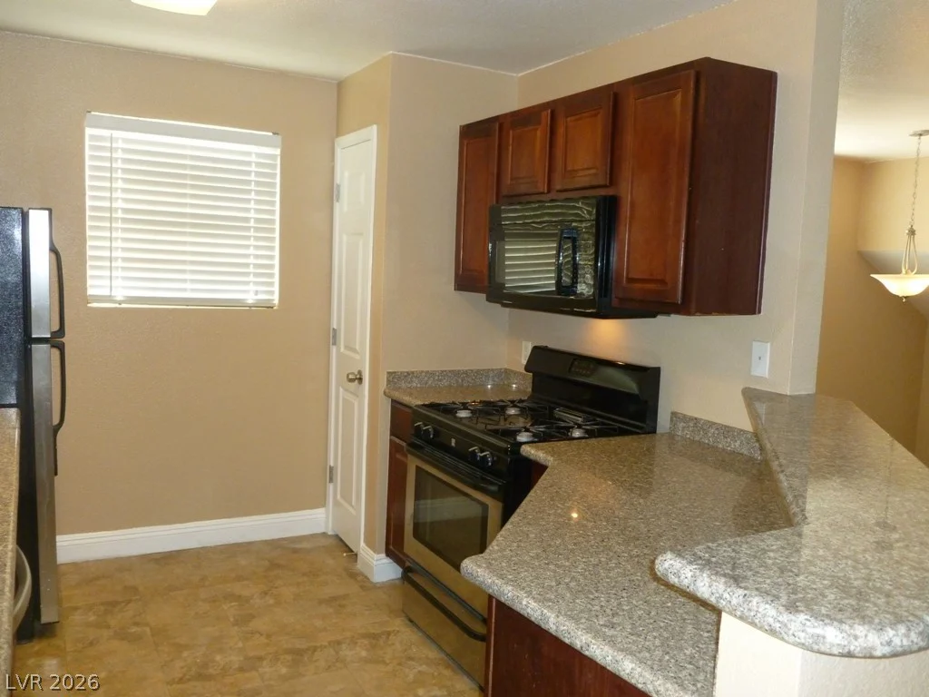2801 RAINBOW BL, Las Vegas, NV 89108