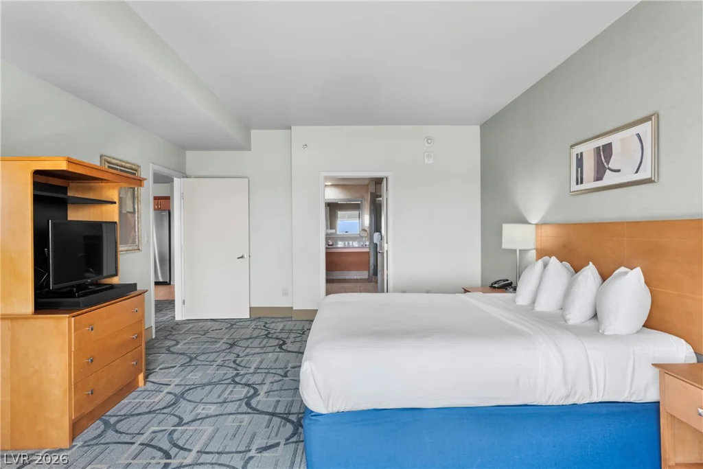 211 Flamingo, Las Vegas, NV 89169