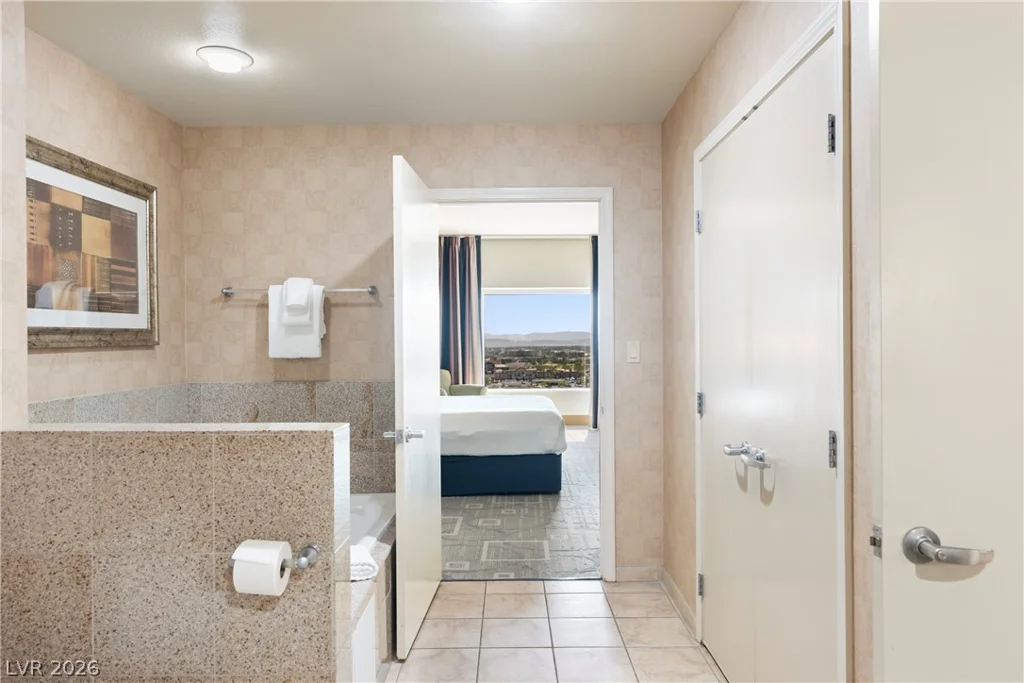 211 Flamingo, Las Vegas, NV 89169